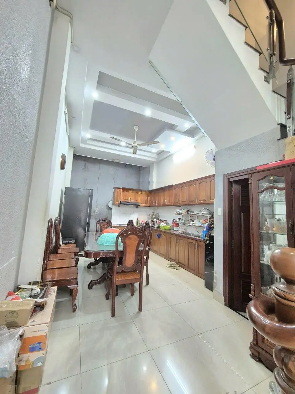 Bán gấp nhà mặt tiền đường kinh doanh Đặng Minh Trứ 4m x 21m, 6 tầng, chỉ 9 tỷ