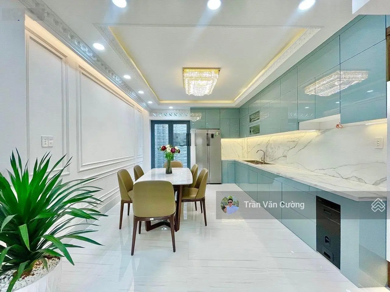 Nhà siêu đẹp ở ngay 4,5 tầng, sân trước rộng rãi, tặng full nội thất, Thủ Đức, nhỉnh 10 tỷ