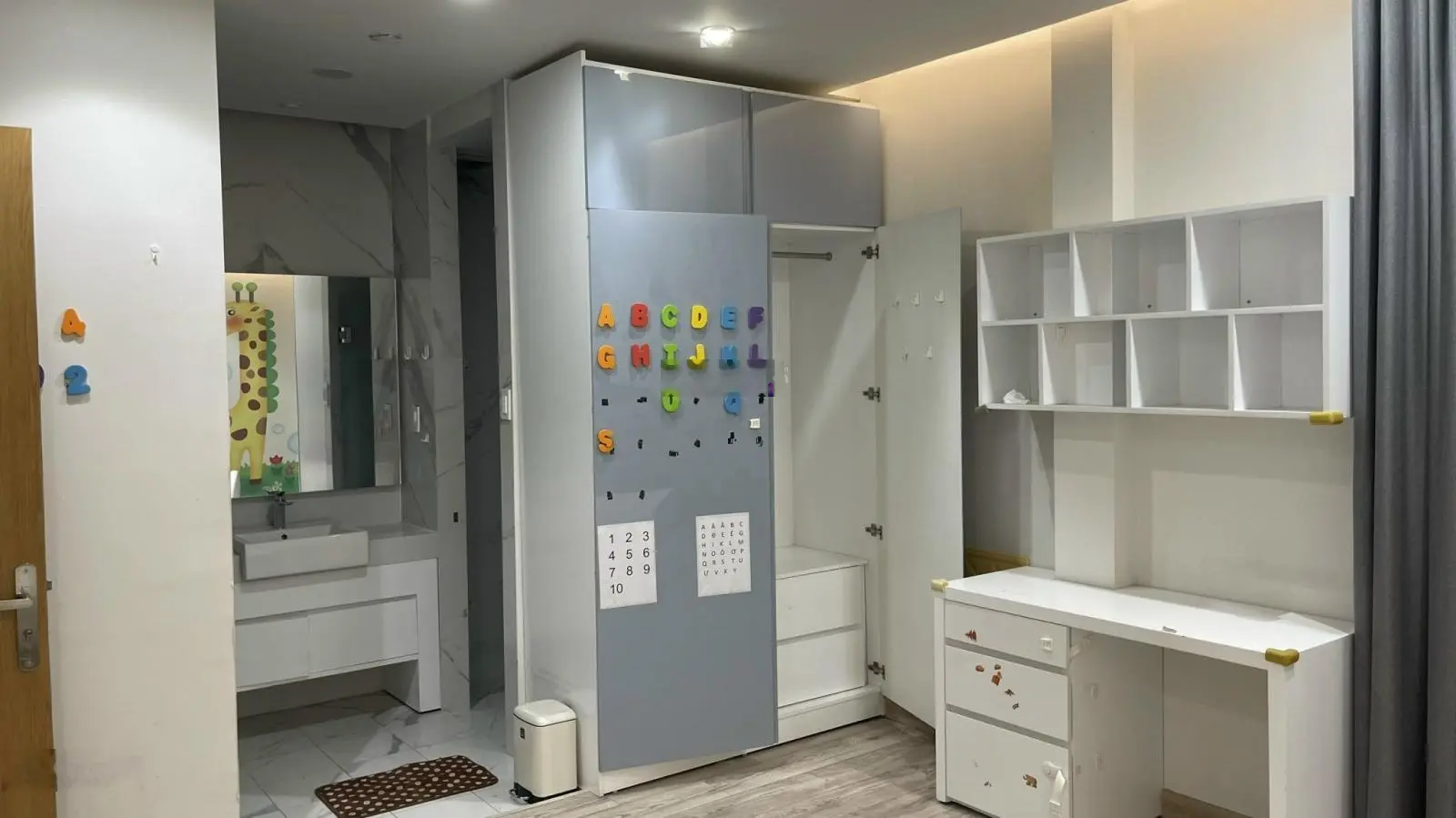 Bán gấp nhà HXH 6m đường Sư Vạn Hạnh, P12, Quận 10: 7x15m 4 tầng, ST full NT có thang máy giá 29 tỷ