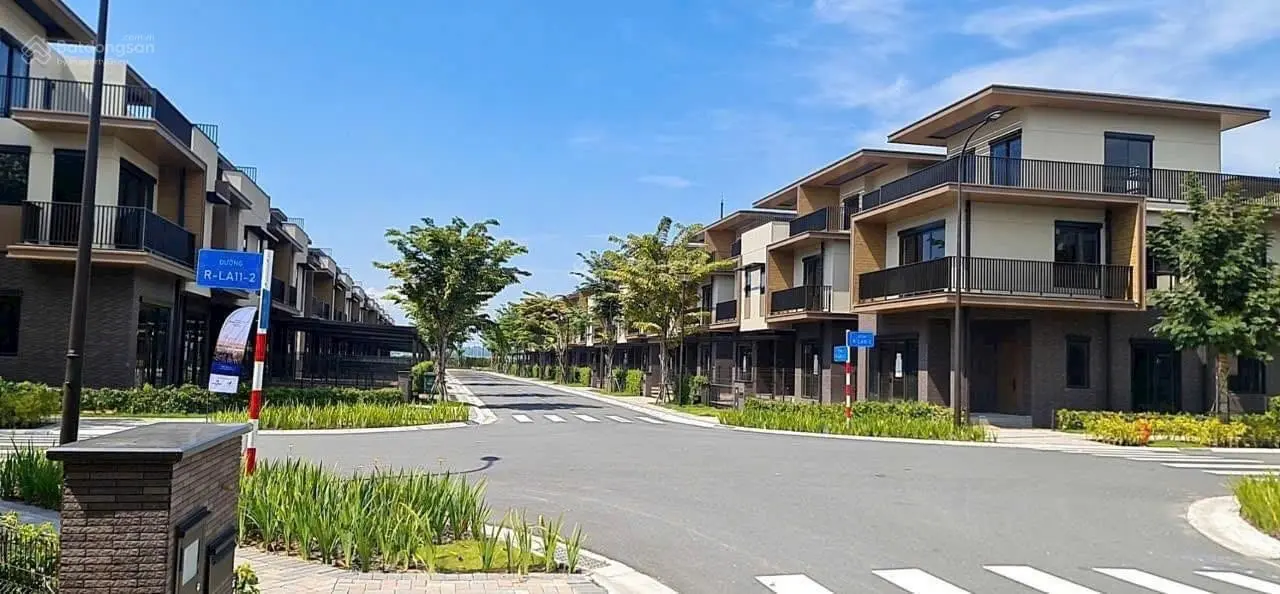 Giỏ hàng chuyển nhượng giá tôt Izumi Tháng 10/2024 có căn giảm đến 200tr so với giá HĐ