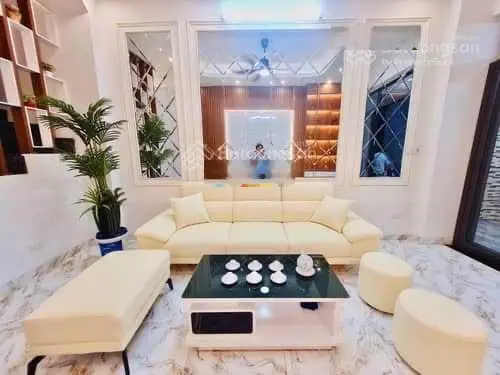 Bán nhà Tam Trinh.DT:50m x4T.MT:4.5m dân xây,full nội thất,thực tế 55m,cách mặt phố 50m.Giá:7.5 tỷ