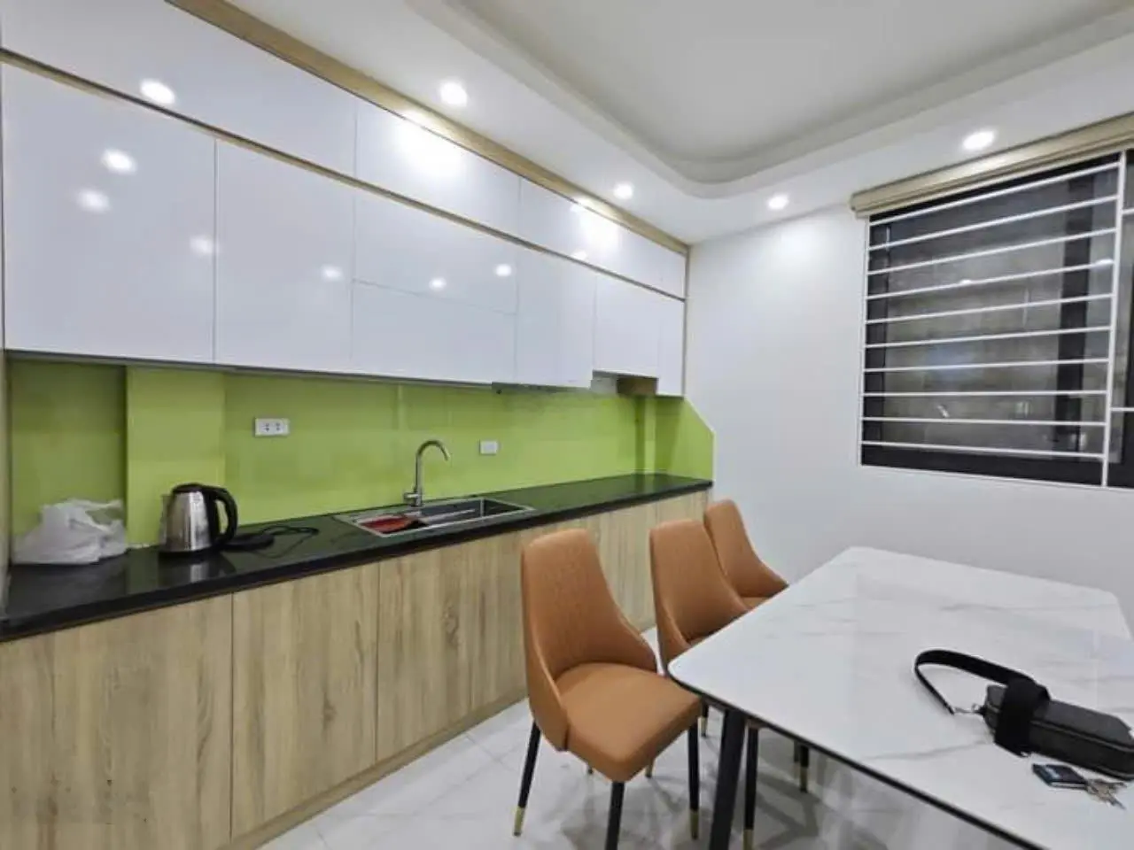 Chỉ nhỉnh 6 tỷ, full nội thất chính chủ cần bán nhanh nhà DT 36m2x5t tại Ngô Quyền, La Khê, Hà Đông