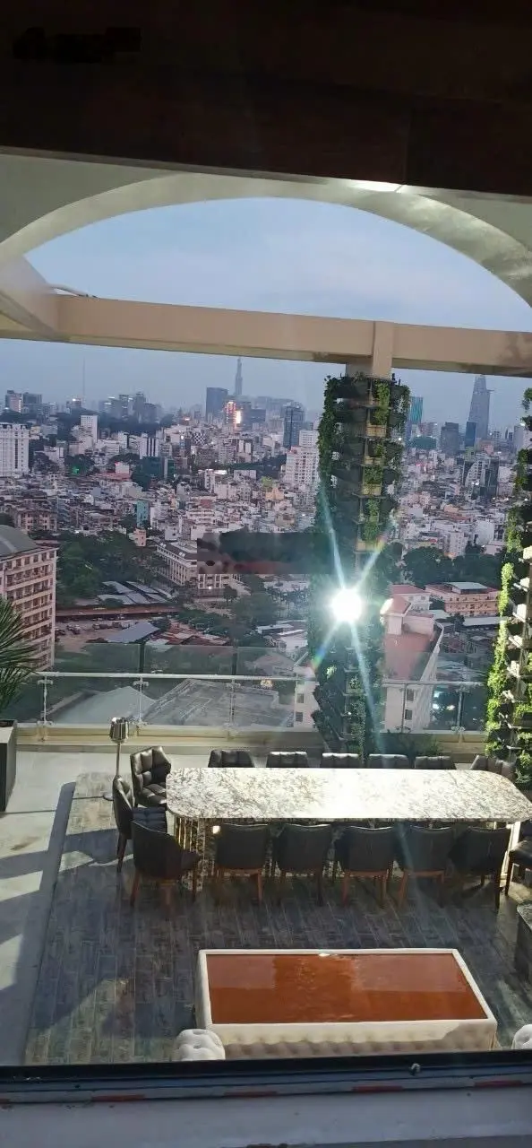Đẳng cấp biệt thự vườn treo trên không: Penthouse Everich Quận 5 cần bán. 650m2 giá chỉ 36.8 tỷ TL