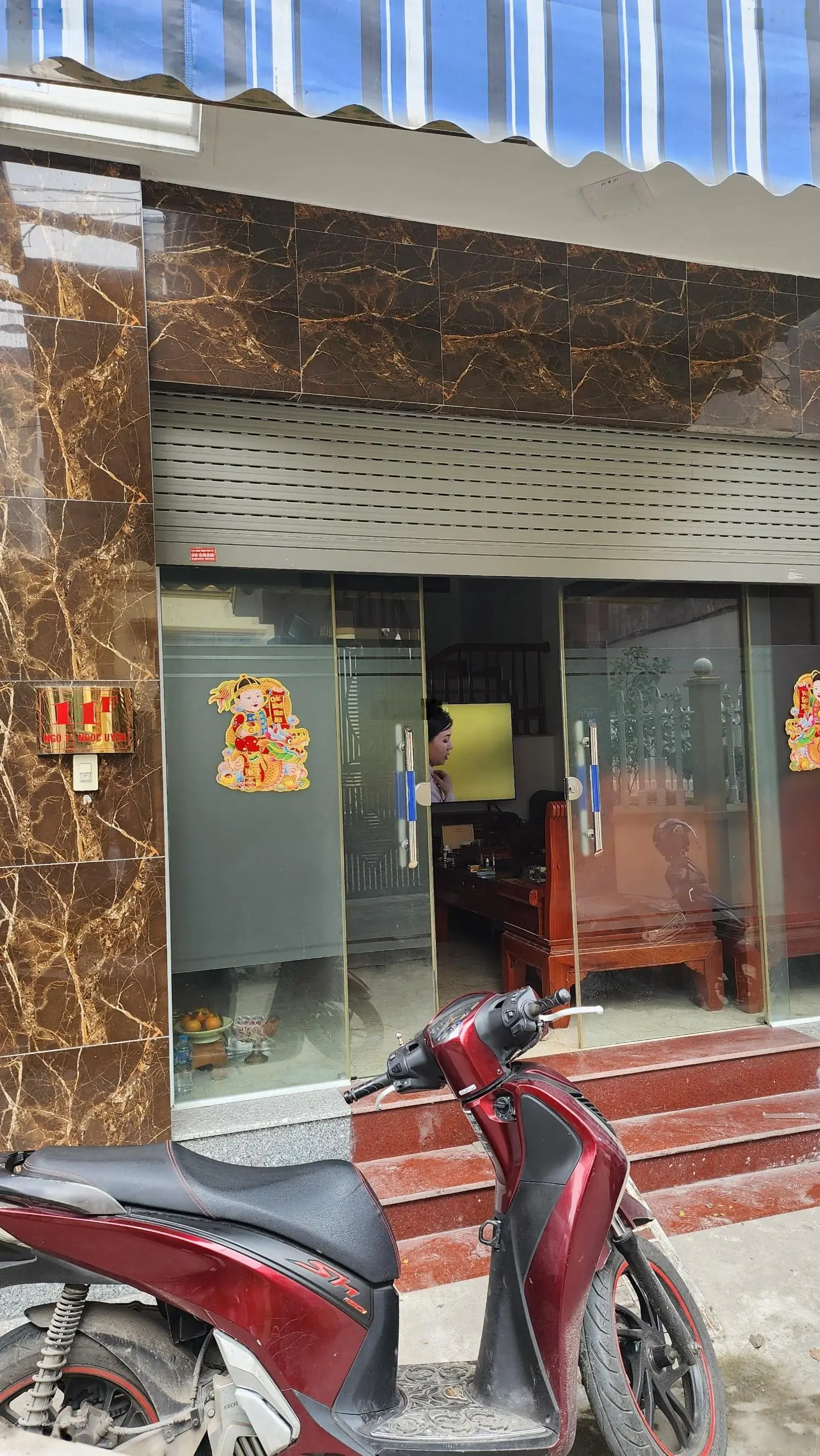 HOT! Nhà đẹp hiện đại, hẻm xe hơi, 48m2, 3 tầng, 3 phòng ngủ, phòng thờ, khách, bếp , 2.83 tỷ