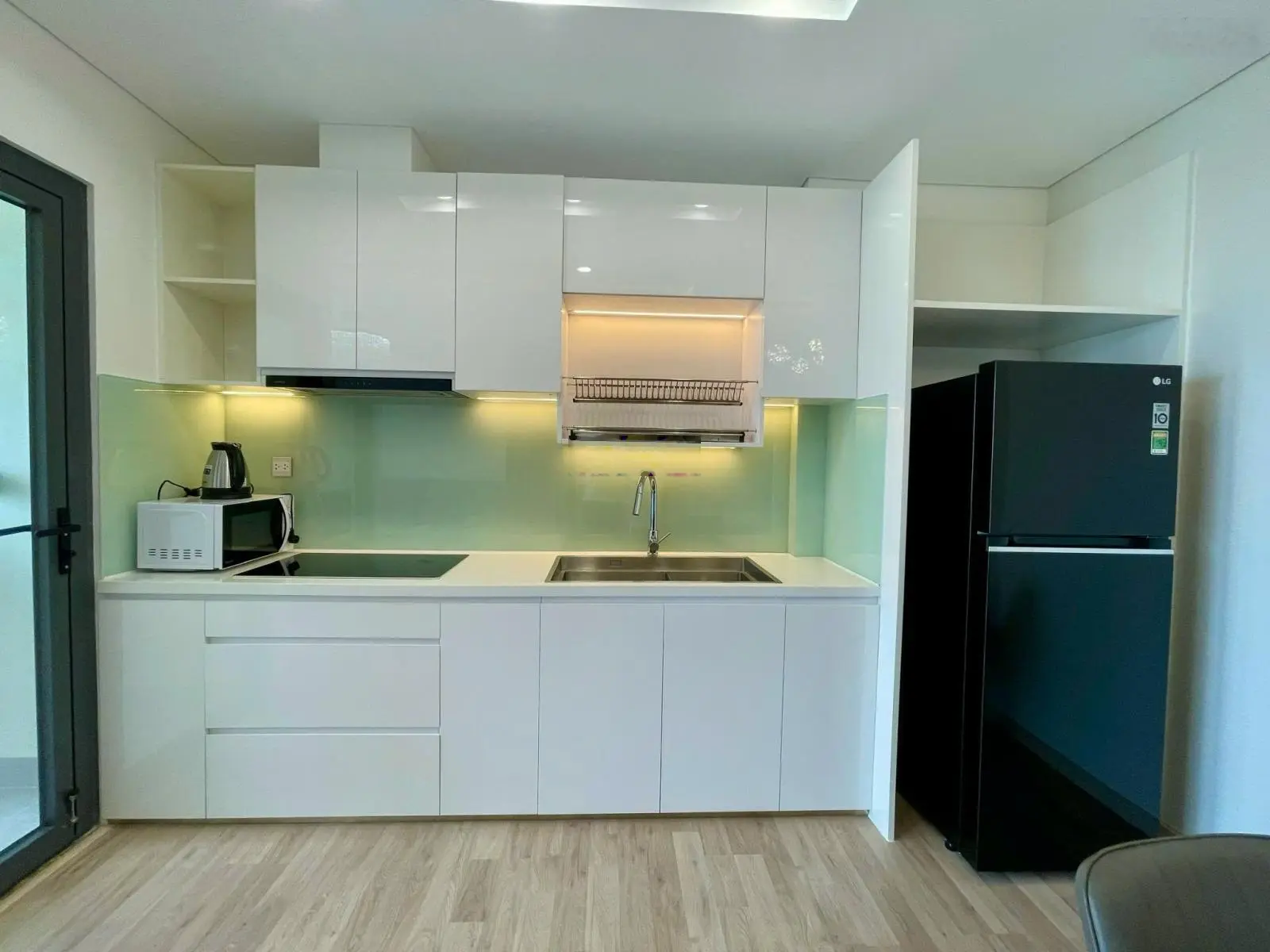 Bán căn hộ 2PN CT1 Riverside Luxury Nha Trang