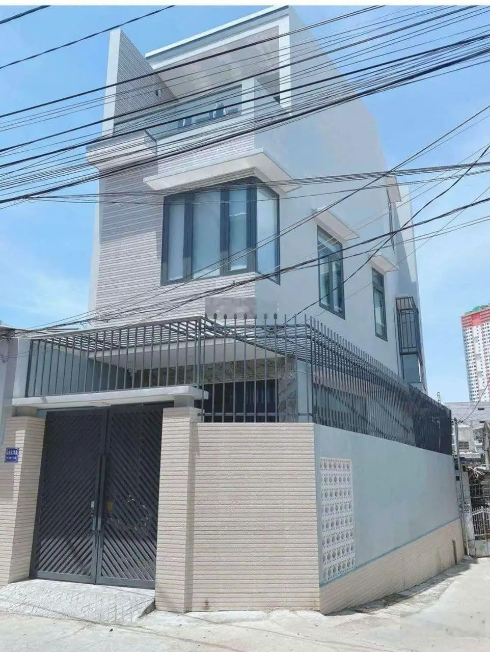 Nhà góc 3 tầng đường lý phục mang - dt 58,7m2 chỉ 4 tỷ 250 Diện tích: 58.7m ( nở hậu ) 0799299219