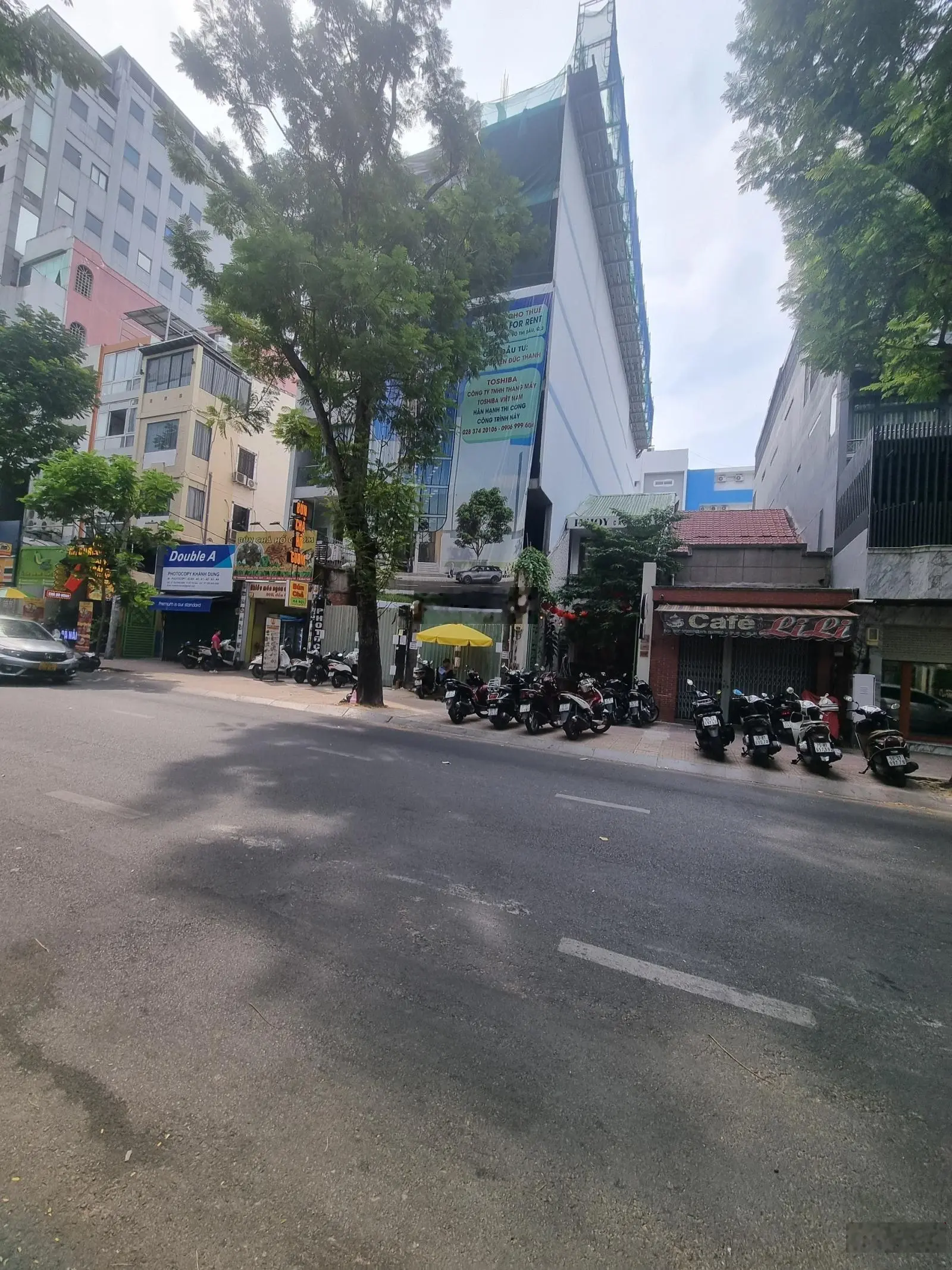 Bán gấp tòa nhà hầm 9 tầng mặt tiền Trần Hưng Đạo, P. 1, Q. 5 - DT: 10x32m giá 110 tỷ thương lượng