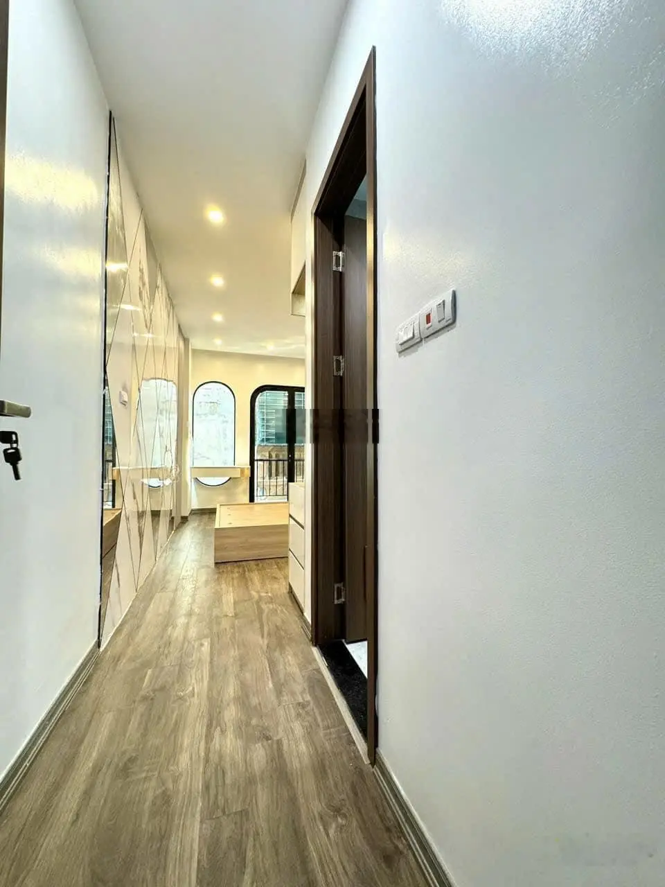 Bất Ngờ Bán Nhà 29m2 5 tầng mới xây sổ đỏ vuông đét đồ đạc mới nguyên vừa ở vừa kinh doanh