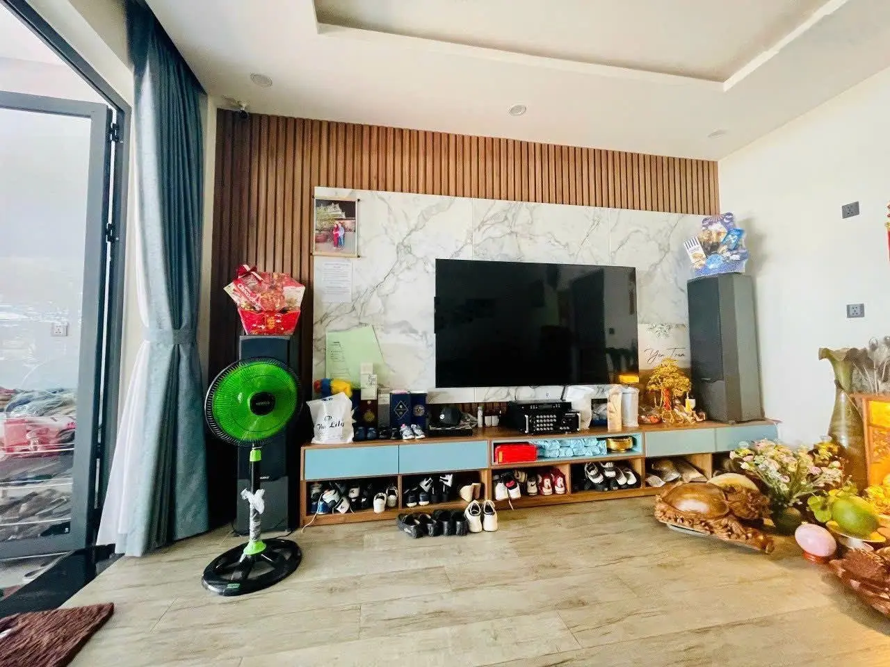 Kẹt tiền bán gấp nhà 3 tầng gói 8 KĐT Mỹ Gia The Capella full nội thất chỉ 5tỷ250