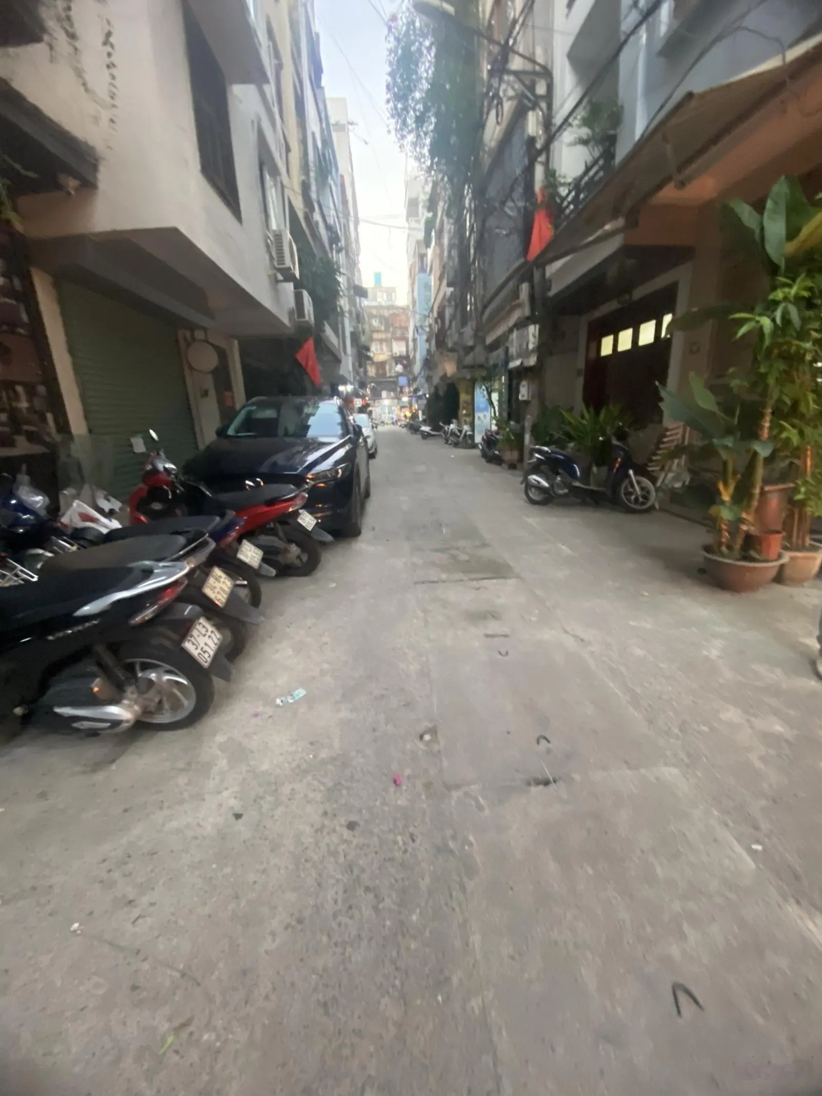 Mặt ngõ Ao Sen - Hà Đông vừa ở vừa kinh doanh sầm uất 52m2x4t mt5m oto tránh đỗ giá chỉ hơn 11tỷ
