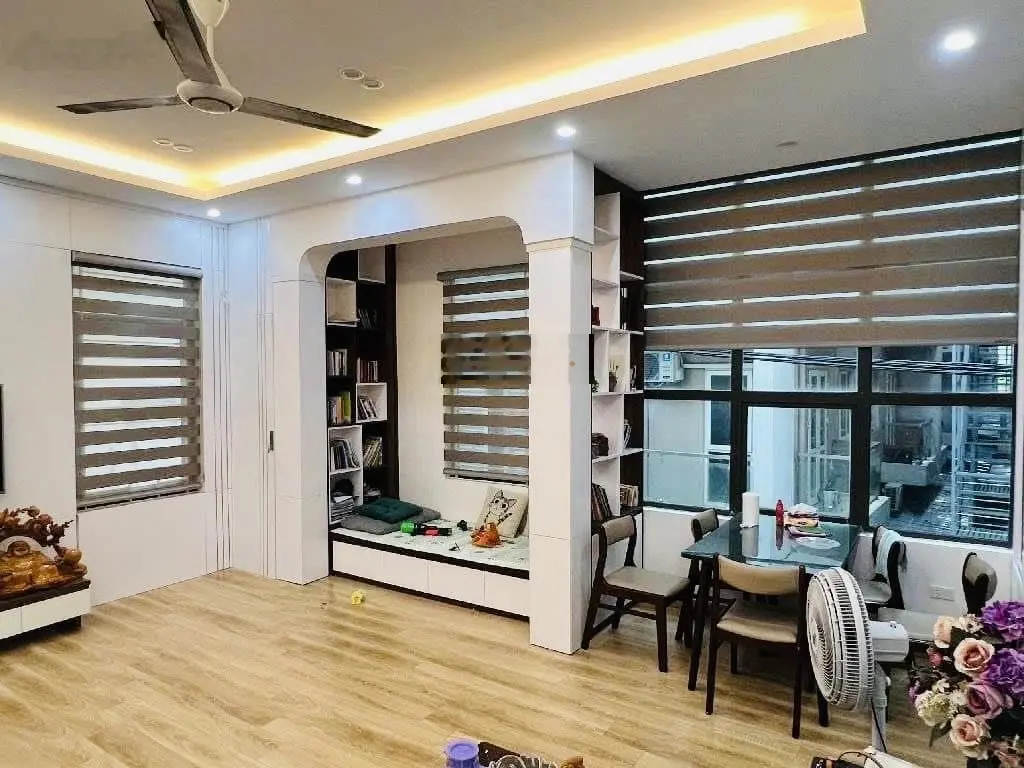 Bán nhà đường Tây Sơn Ô Tô Vào Nhà 10M Ra Phố 8,3M Mặt tiền khủng 39m2 6 Tầng Nhà đẹp