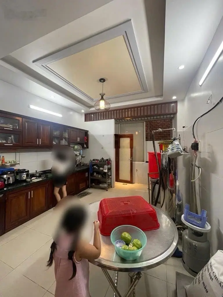 Bán Nhà Ngộp Bank Gần Mặt Tiền Lê Đức Thọ 75m2 , HXH Thông , 4 Lầu BTCT , 6PN, 5WC, Xây Tâm Huyết