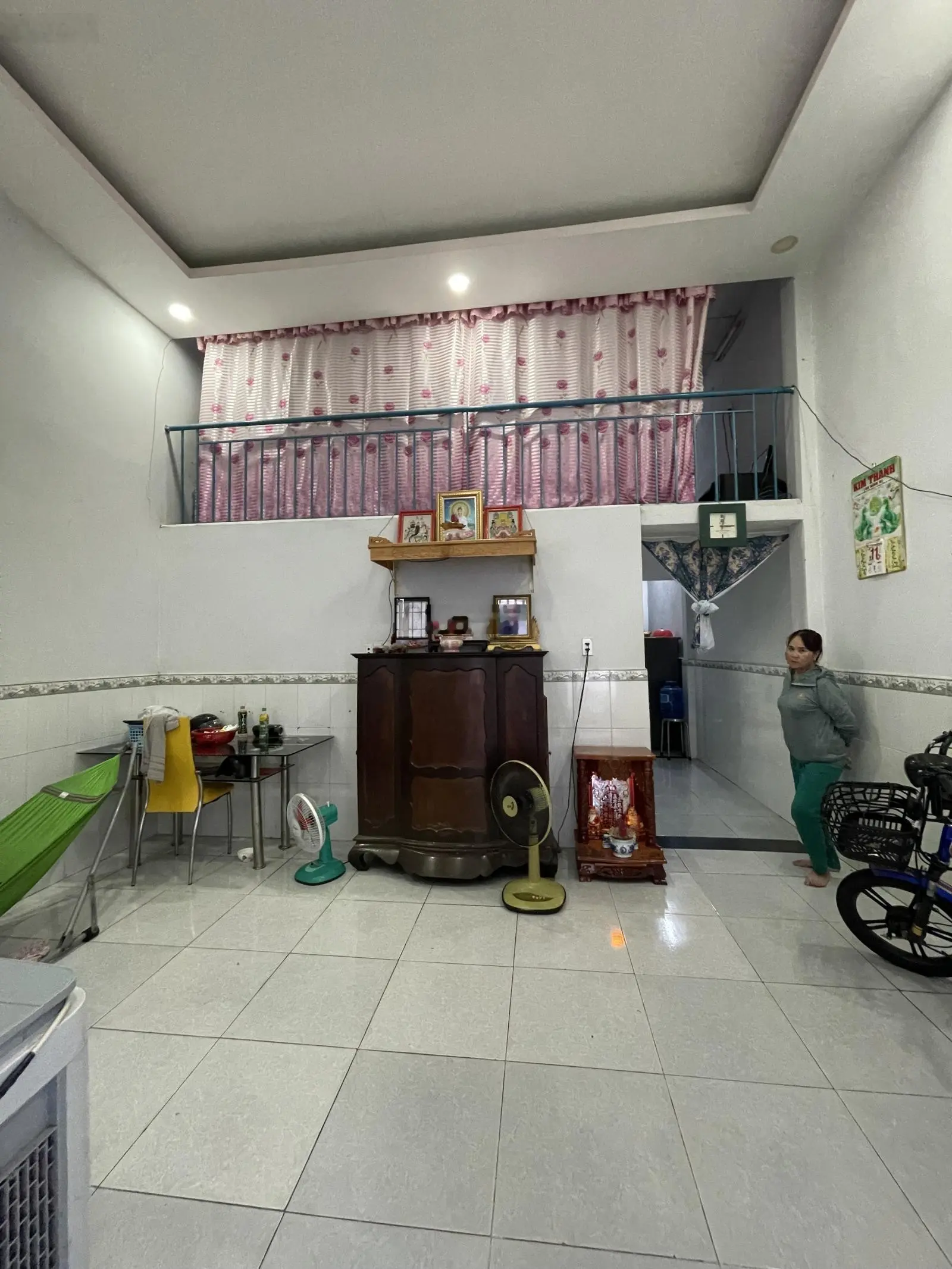 Chính chủ cần bán nhà sổ riêng gần chợ xóm nghèo đường nguyễn đức thiệu dĩ an