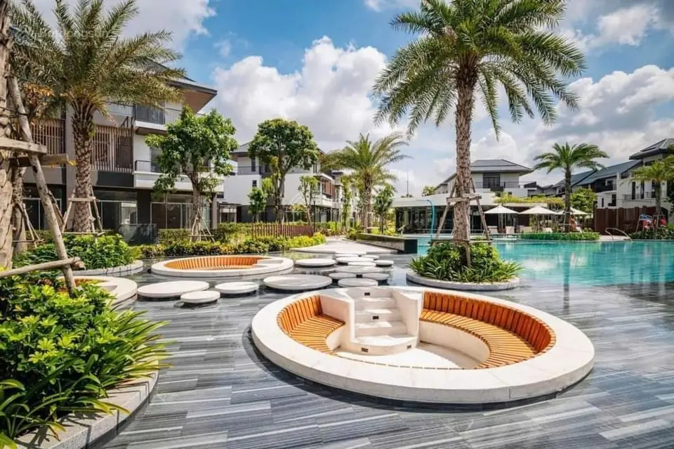 Bán nhanh biệt thự thự song lập ID Junction 120m2. Em Lena 0932890098