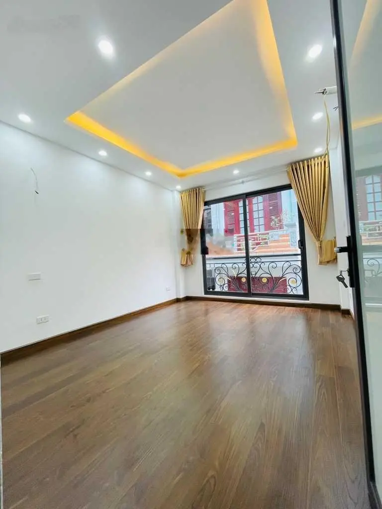 Bán nhà phố Bùi Xương Trạch, DT 40m2, 4 T, MT 3,9m, giá 7,7 tỷ, 0948 552 ***