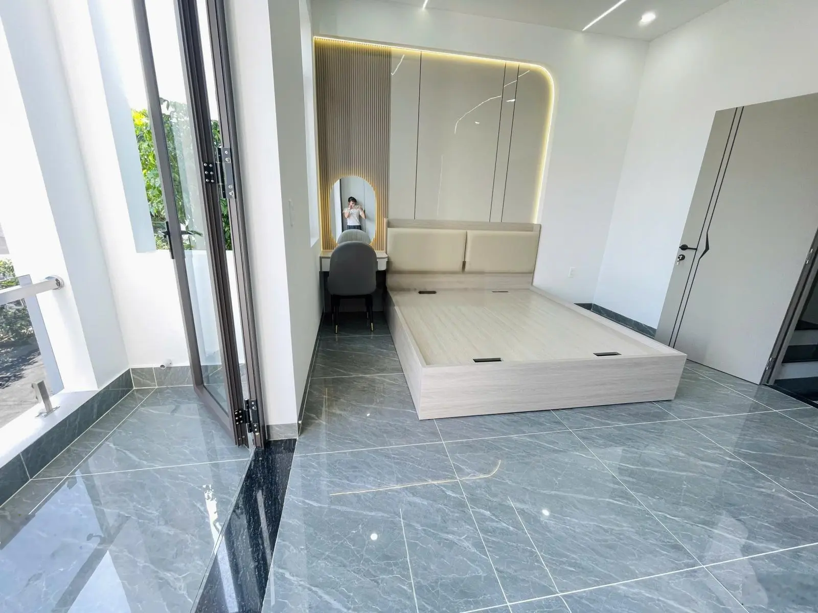 3 tỷ 8 bán nhà 1 trệt 2 lầu gần trường cấp 3 Lý Thái Tổ 300m, P. An Phú, TP. Thuận An