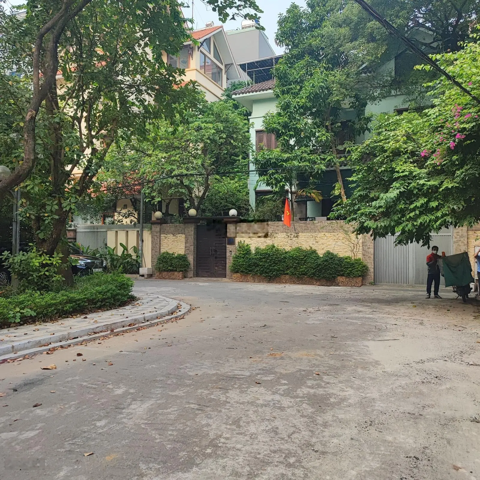 Bán căn Góc Biệt thự Vườn Đào - Tây Hồ có hầm cực đẹp 9x tỷ (185m2) đối diện vườn hoa LH 0975 888 ***