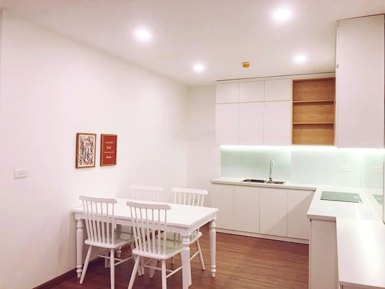 Bán căn hộ 66m2 (2pn2vs) tòa L3 chung cư Le Grand Jardin giá 3,650 tỷ sẵn sổ đỏ