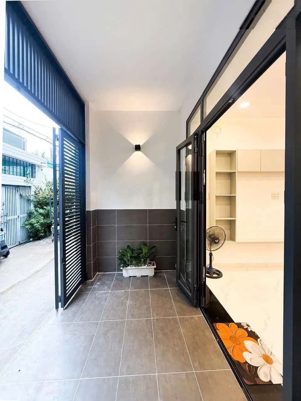 Bán nhà ra mặt tiền Rạch Xuyên Tâm 482/10/36/24 Nơ Trang Long - DTCN 49.5m2 - nhà mới đẹp y hình