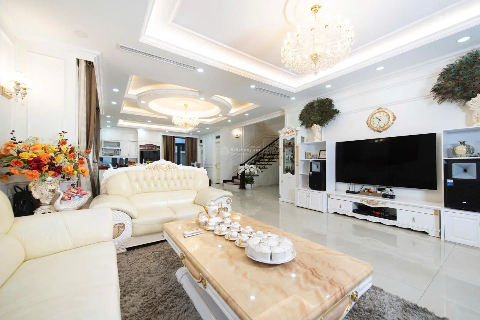 Chính chủ cần bán Biệt thự lô góc vị trí đẹp nhất Mỹ Đình 2 (có ảnh). Giá 108tỷ. Mặt tiền 22m