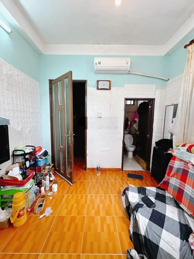 Nhà đẹp q4- 2 căn 48m2 - 6 tầng 8pn - sát mt đường - chỉ 7 tỷ nhỉnh
