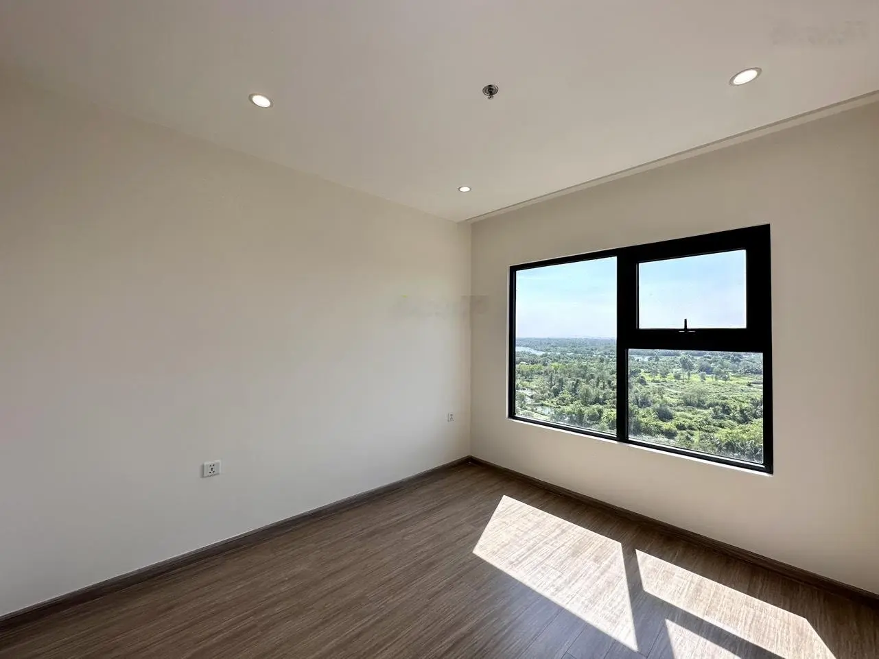 Căn Hộ Vinhomes Grand Park 2pn2wc 2.45 tỷ, 2PN + 2.75 tỷ, 3PN 3.05 tỷ