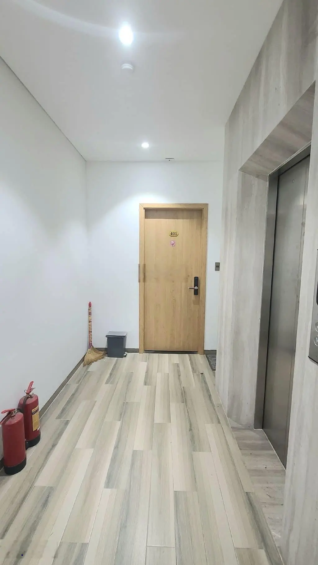 Chào bán tòa căn hộ mặt tiền Bùi Tá Hán, doanh thu 45tr/tháng, giá chỉ nhỉnh 13 tỷ
