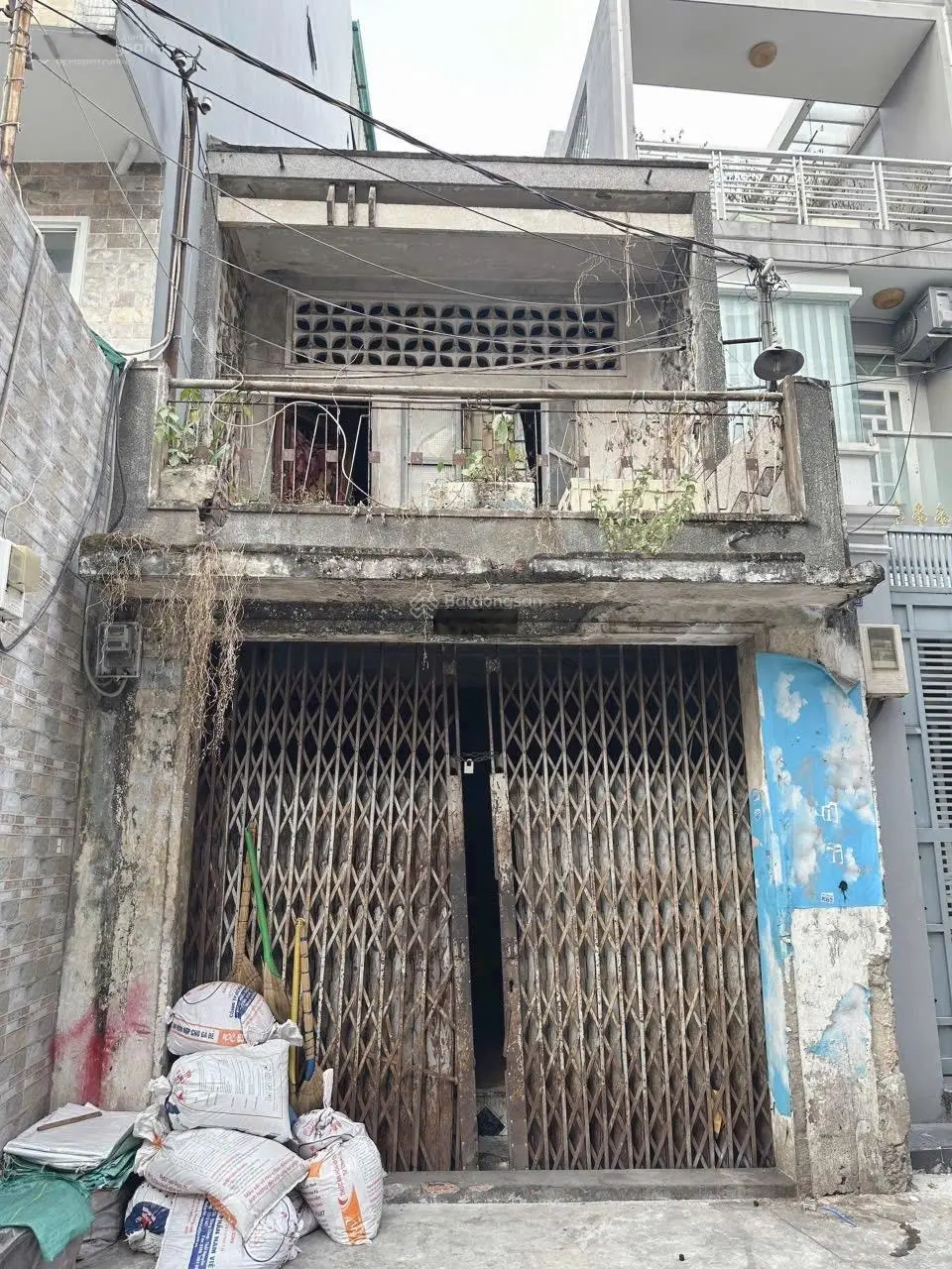 [ Quận 11 ] 9 tỷ ( Nắm Chủ ) Chính chủ gởi bán nhà hẻm 1/ Đg Bình Thới P11 Q11