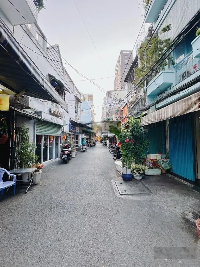 Bán Nhà Đường Số 6 , Quận 4 , 30m2 , 6 Tỷ Nhỉnh