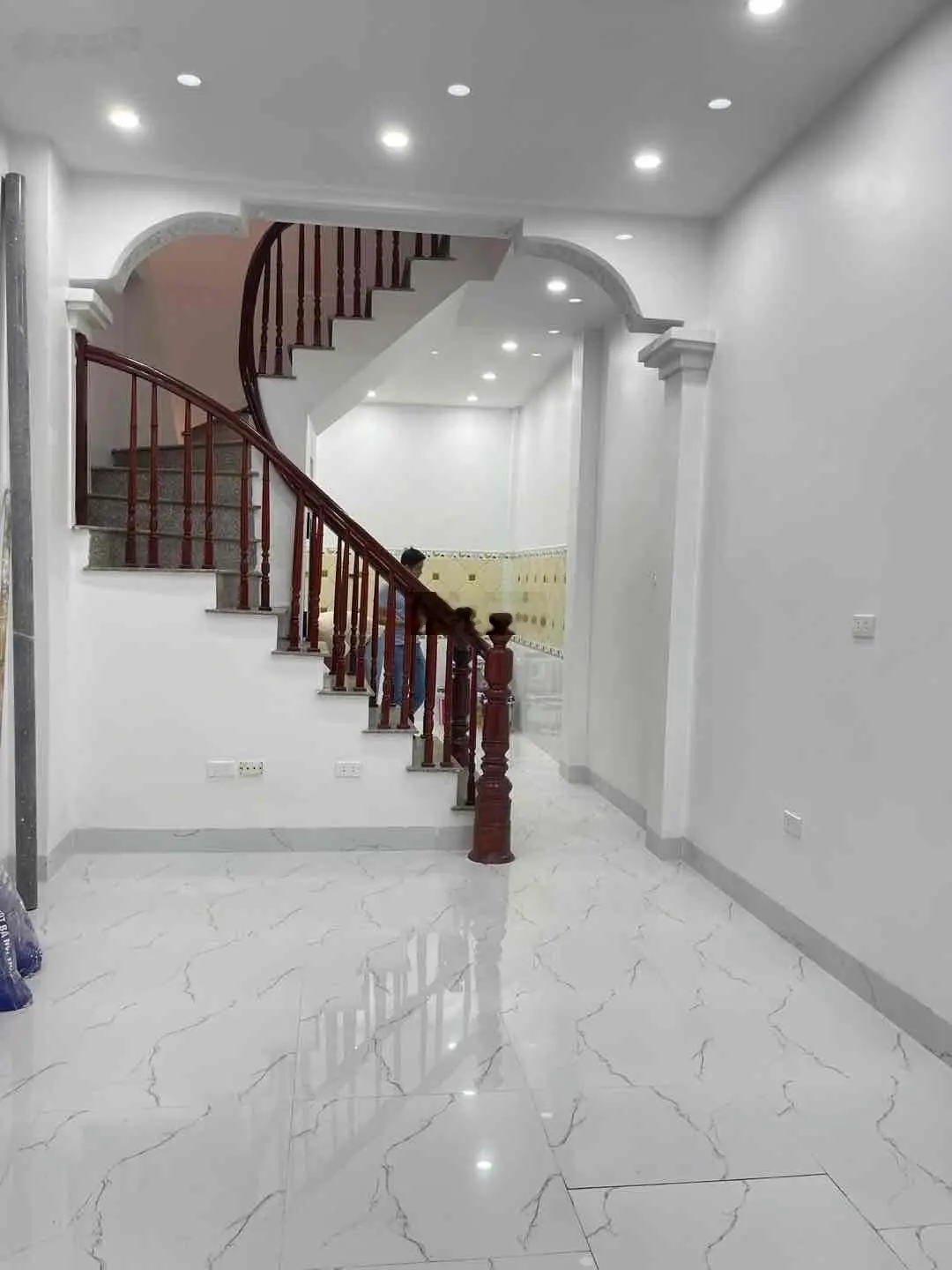 Bán gấp nhà Trần Phú, Hà Đông, diện tích sử dụng 118m2, 4 tầng, tiện ích, dòng tiền đều hàng tháng