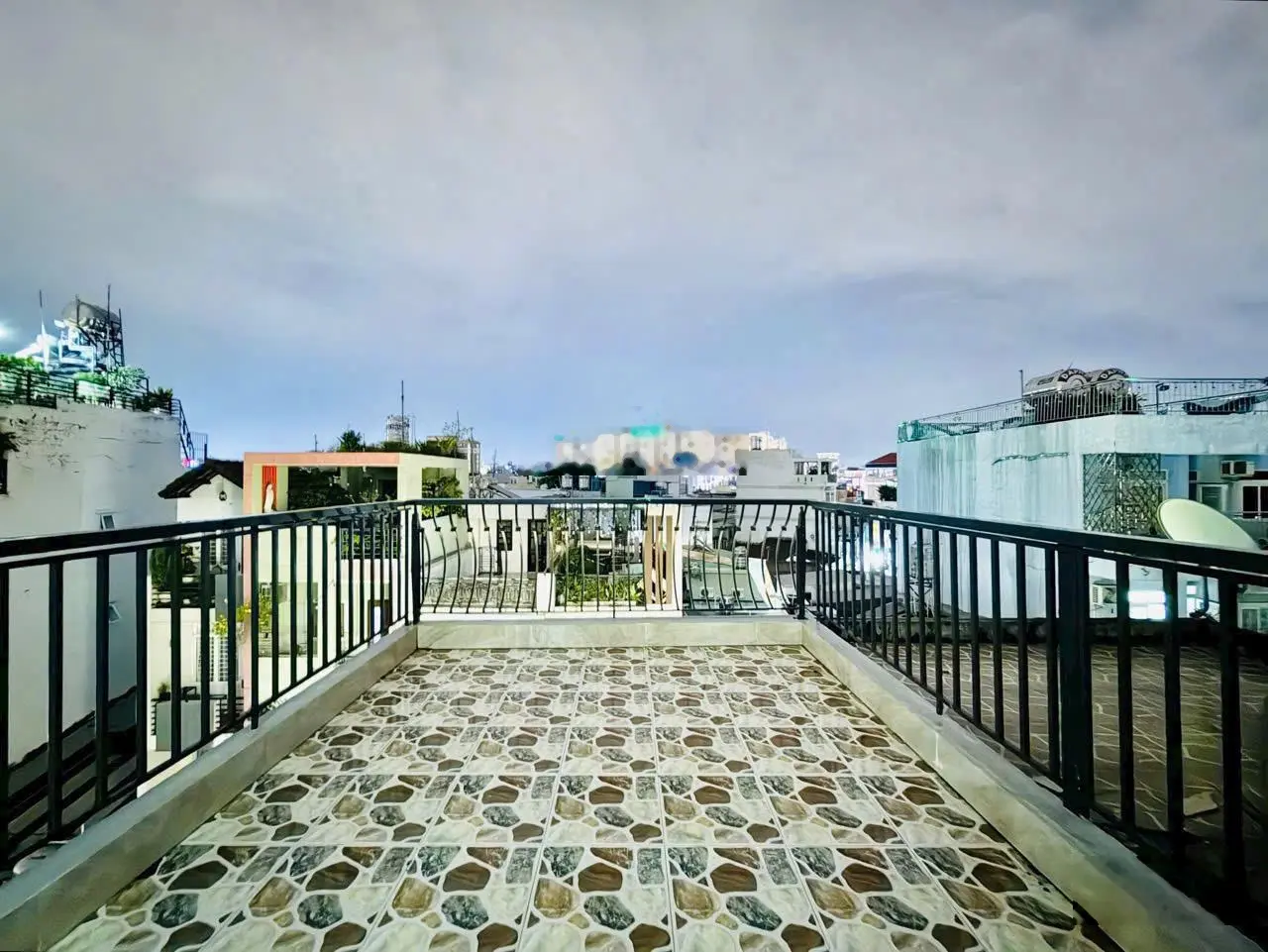 Không tin nổi! Nhà 18 Nguyễn Thị Minh Khai, P. Đakao, Quận 1, 60m2, sổ hồng riêng chính chủ
