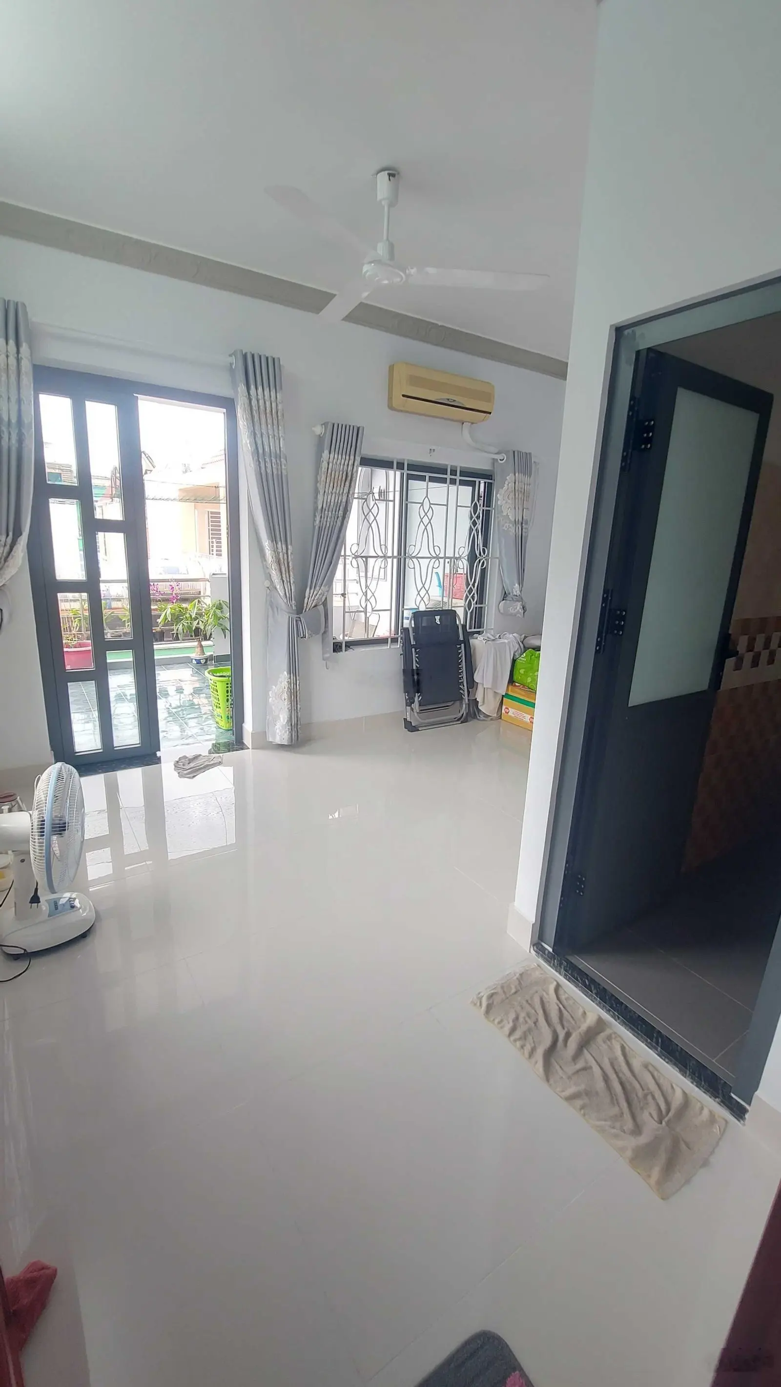 BÁN NHÀ CĂN GÓC 2 MẶT TIỀN ĐƯỜNG SỐ QUẬN 4
