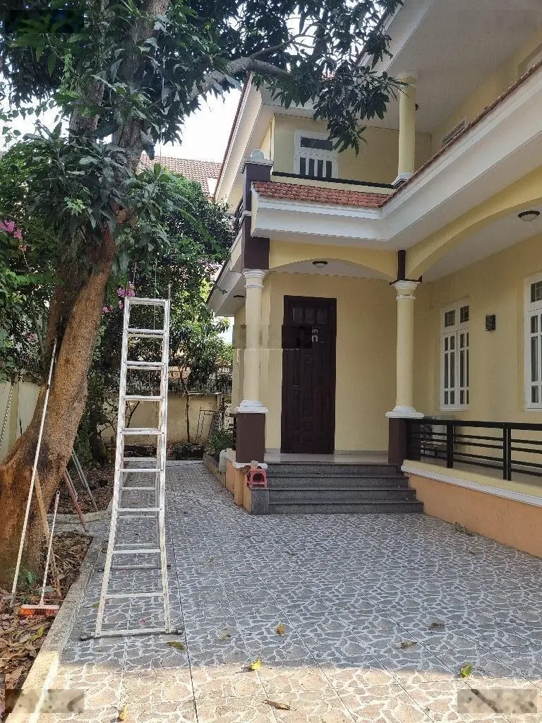 Siêu biệt thự khu Vip Tên Lửa - 713m2 - 25*29 Full thổ - Sổ hồng riêng - 2 tầng - giá 53.5 tỷ TL