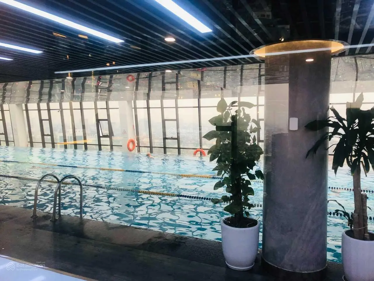 Bán suất ngoại giao biệt thự lô góc quận Ba Đình, 140m2, 7 tầng, 2 hầm, mặt tiền 8m. Đã có sổ