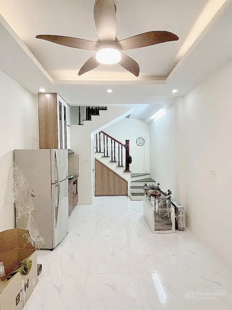 Bán nhà ngõ 193 Phú Diễn, 5 tầng mới koong, trước nhà rộng 3m, giá hiếm 5,3 tỷ