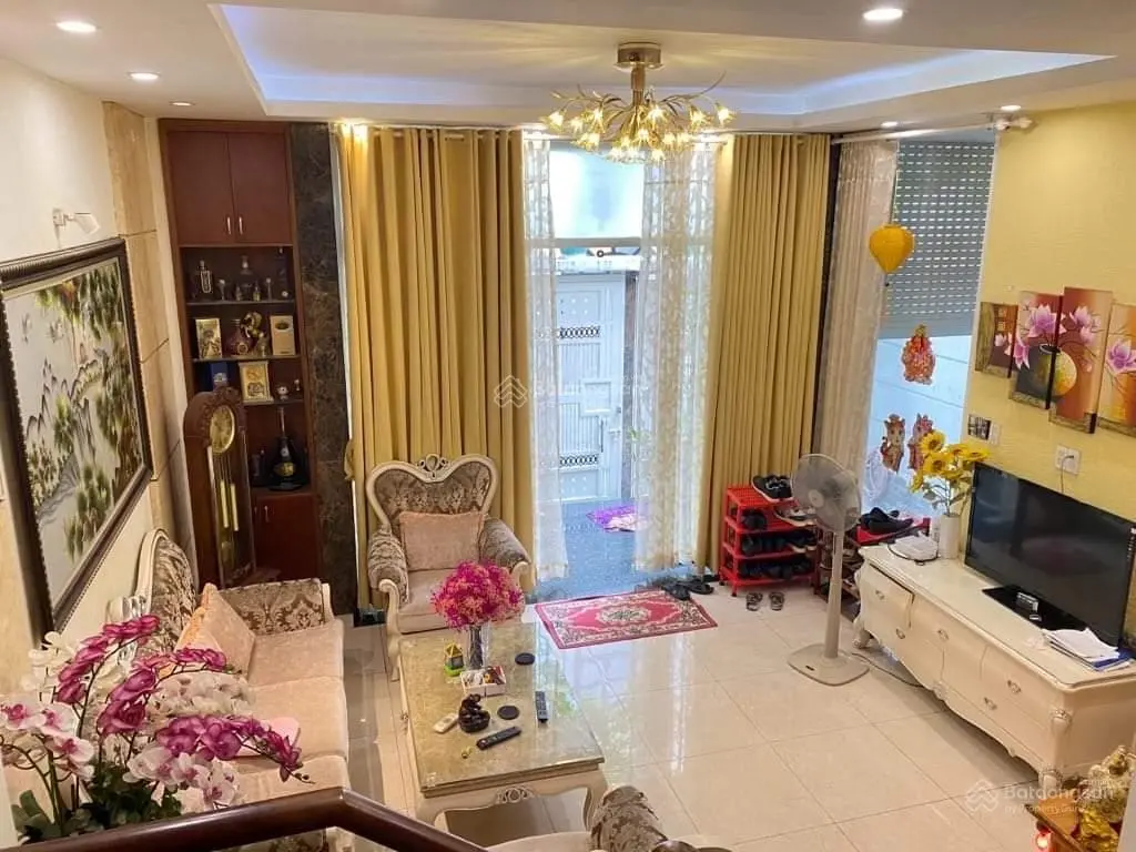 Nhà 156 m2 (8 x 20)m, 1 hầm 4 tầng, 2 mặt hẻm xe tải Lê Văn Sỹ. 43 tỷ