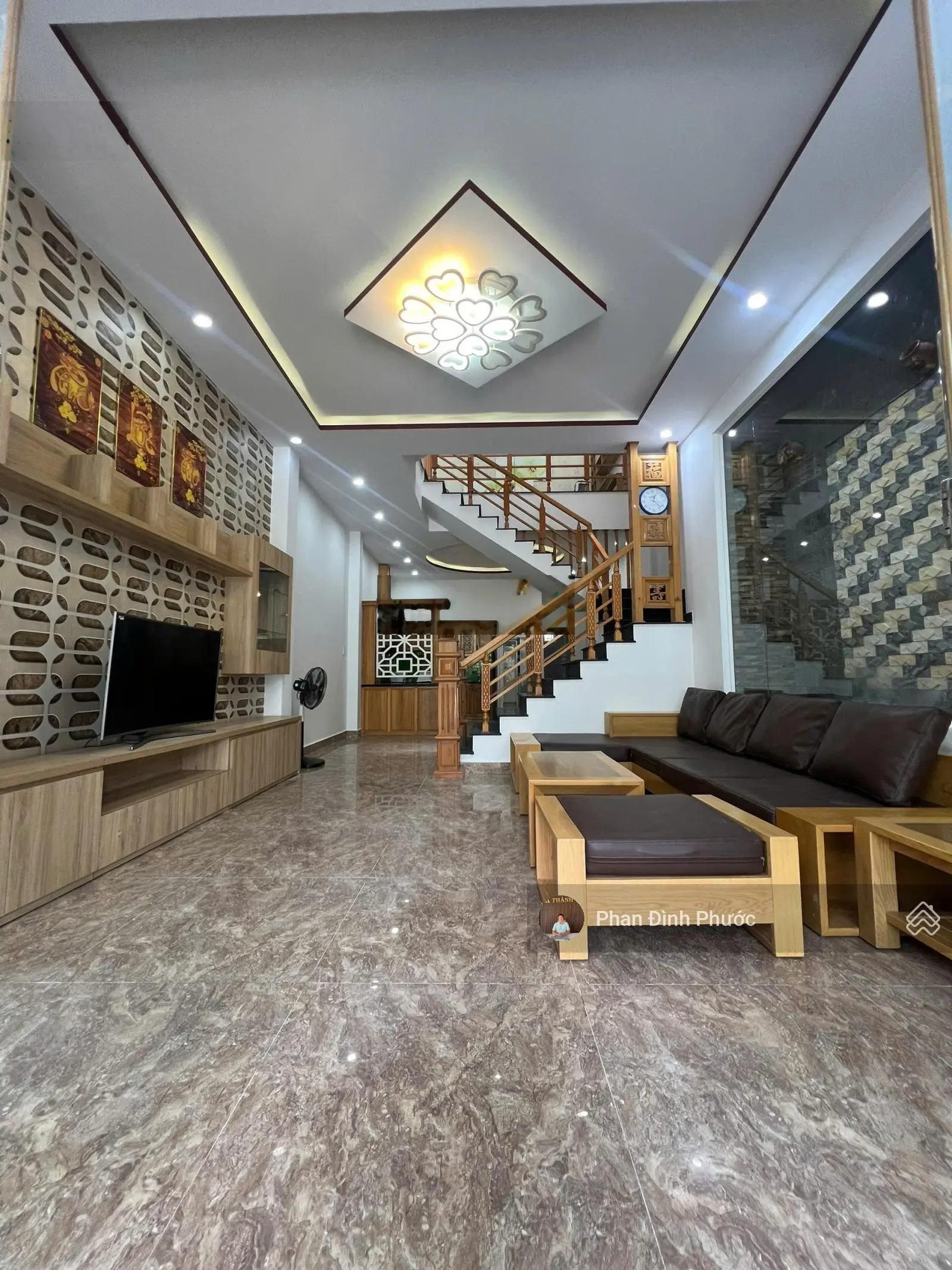 Bán nhà siêu phẩm nhà 3 mê Đường Đậu Quang Lĩnh- Hoà Xuân