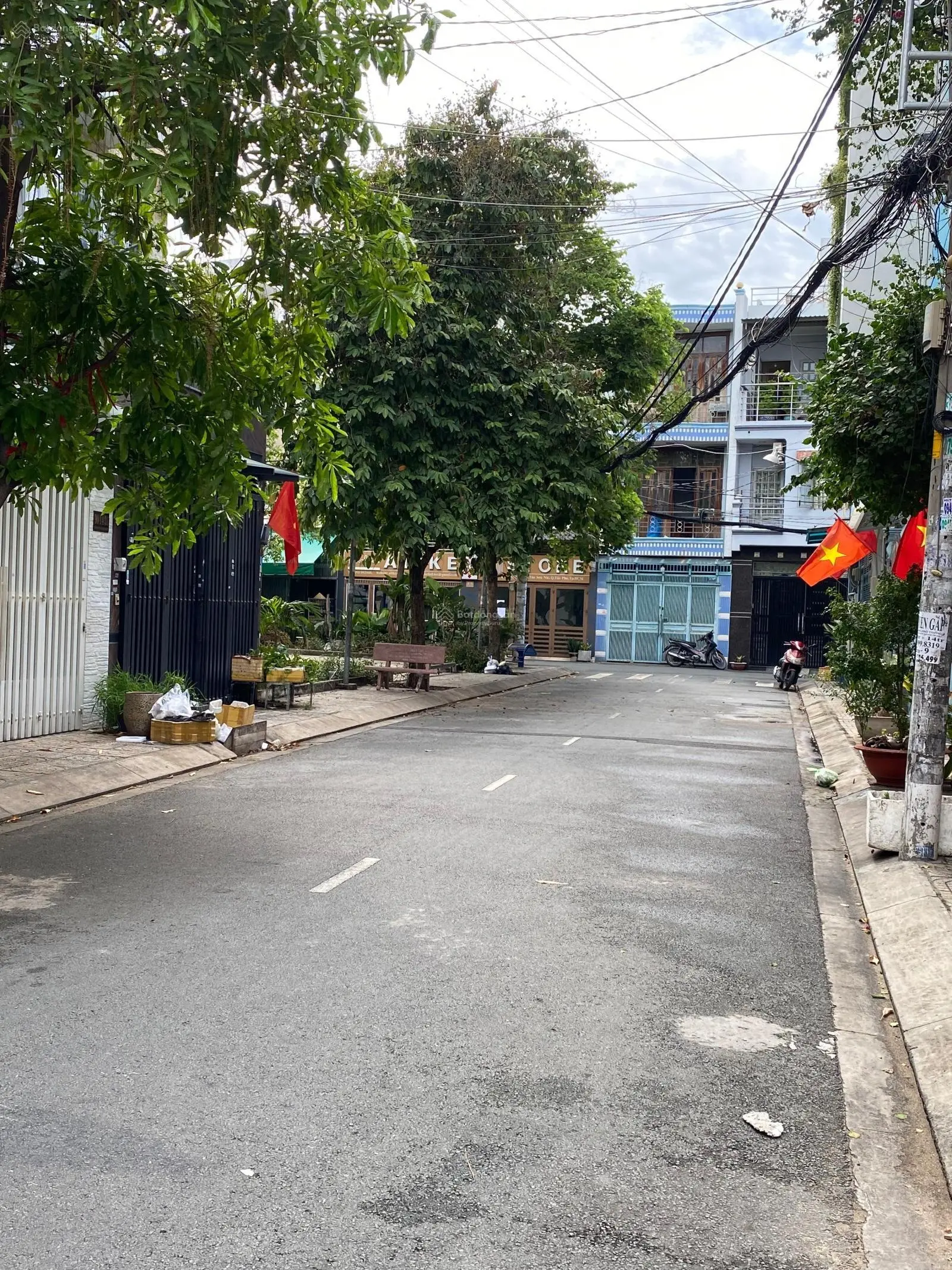 * Đất vuông , HXH 12m khu nhà đẹp Tân Sơn Nhì 60.5m2 giá 7.1 tỷ TL
