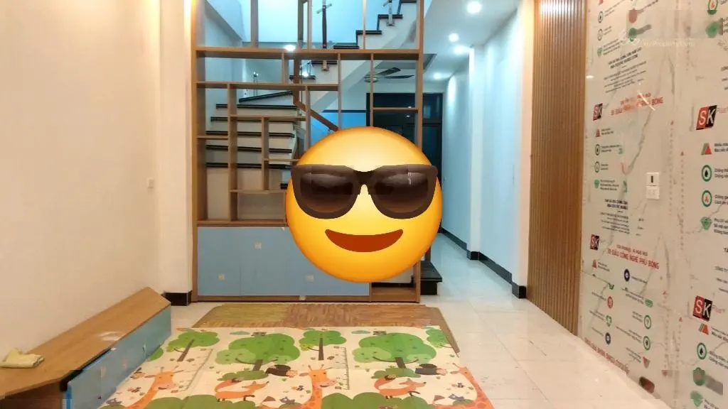 Sáp mai võng la ,Đông Anh , bán nhà 3 tầng dân xây mới ở sướng ,đường thông ô tô 7 chỗ đỗ cửa