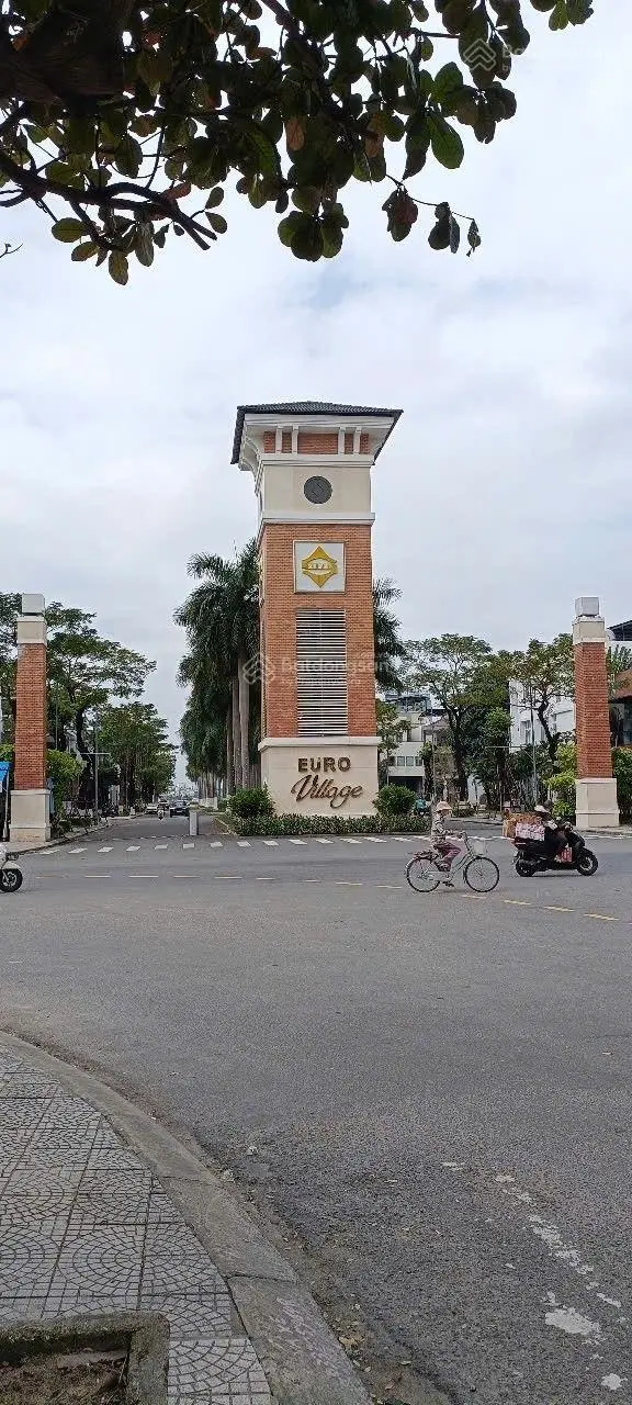 Chủ cần bán gấp nhà mặt tiền đường Trần Quang diệu.sơn trà TPĐN