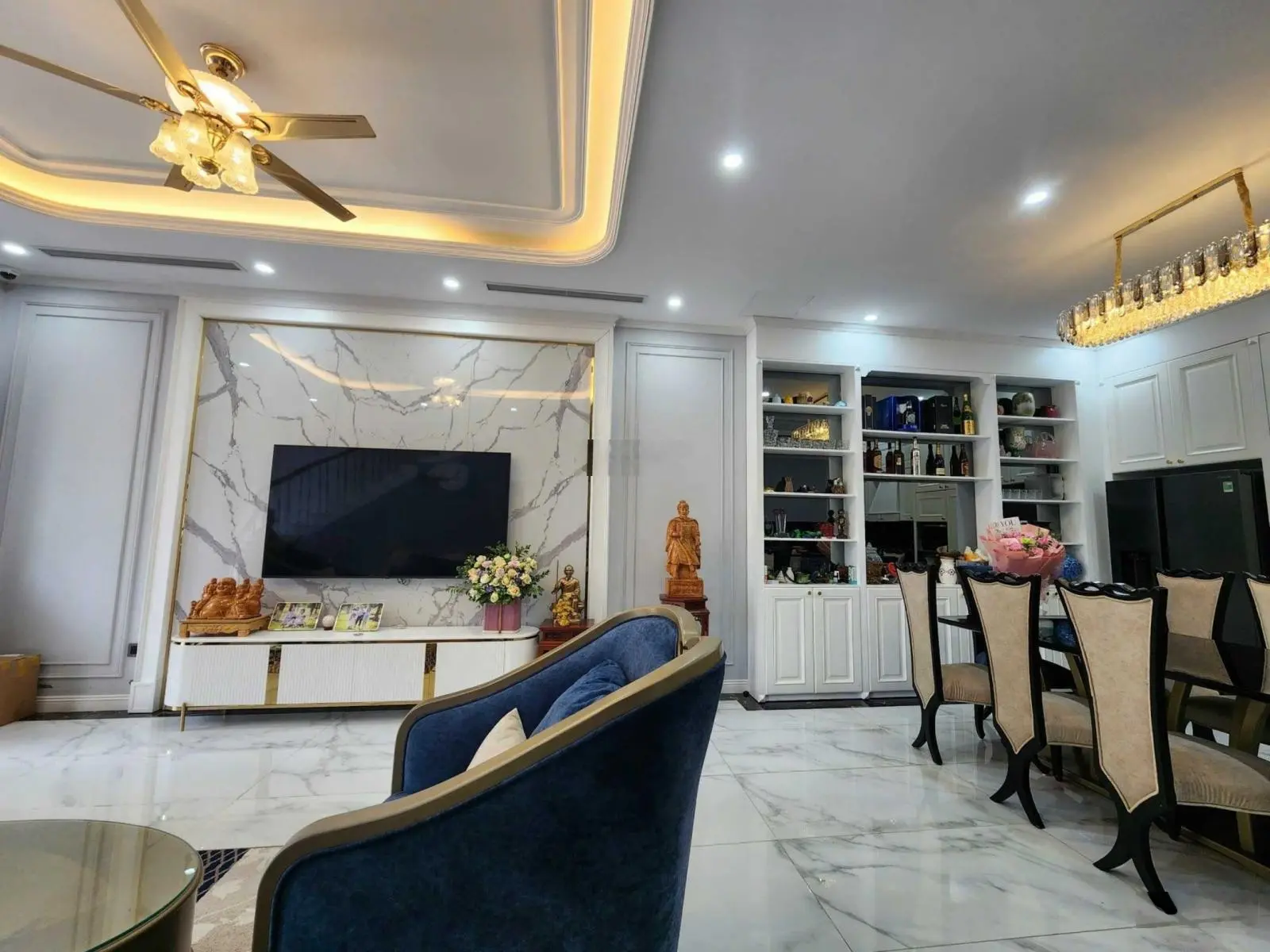 Bán căn liền kề Ngọc Trai view công viên hoàn thiện có thang máy sẵn sổ LH 0934 663 ***