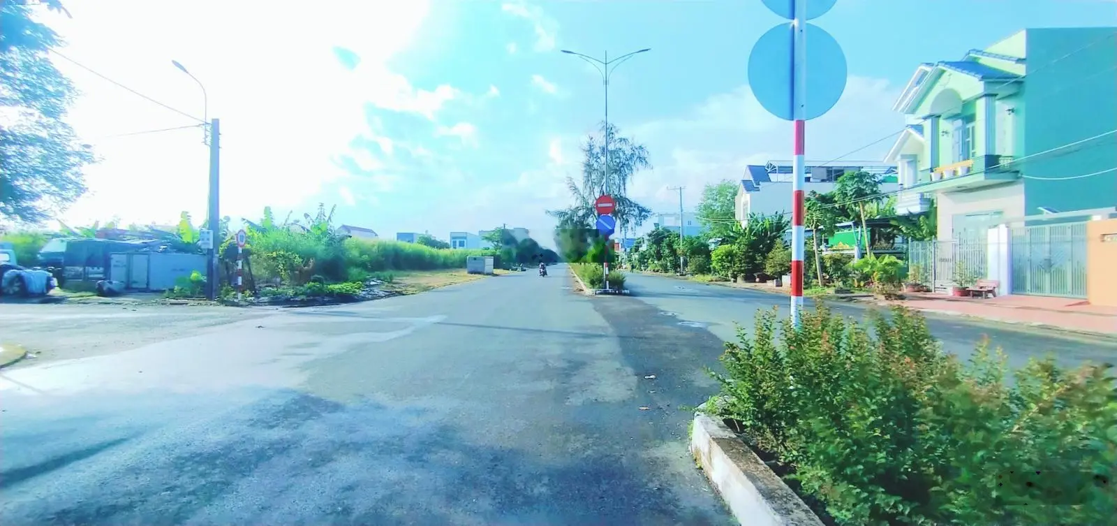 Bán nền góc 2 mặt tiền đường số 3 lộ giới 30m KDC phường Tân Xuyên, TP Cà Mau