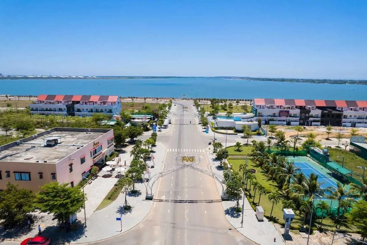 Sụp hầm Vịnh An Hòa - Lô hướng biển ngay gần công viên và biệt thự chỉ 1 tỷ 4 LH 0919 832 ***