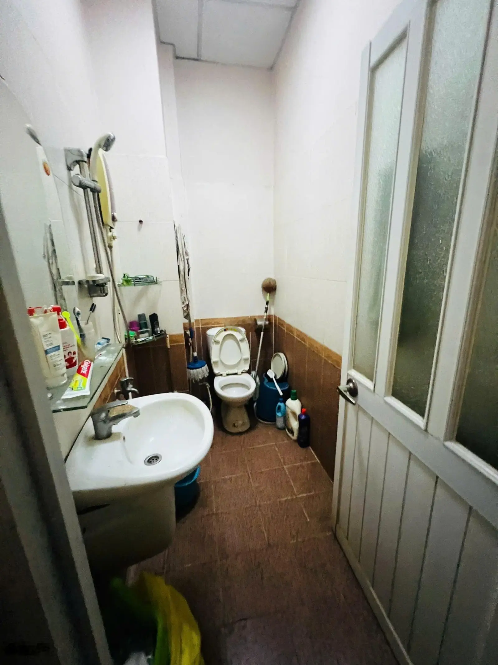 Nhà 242 Nguyễn Thiện Thuật Quận 3