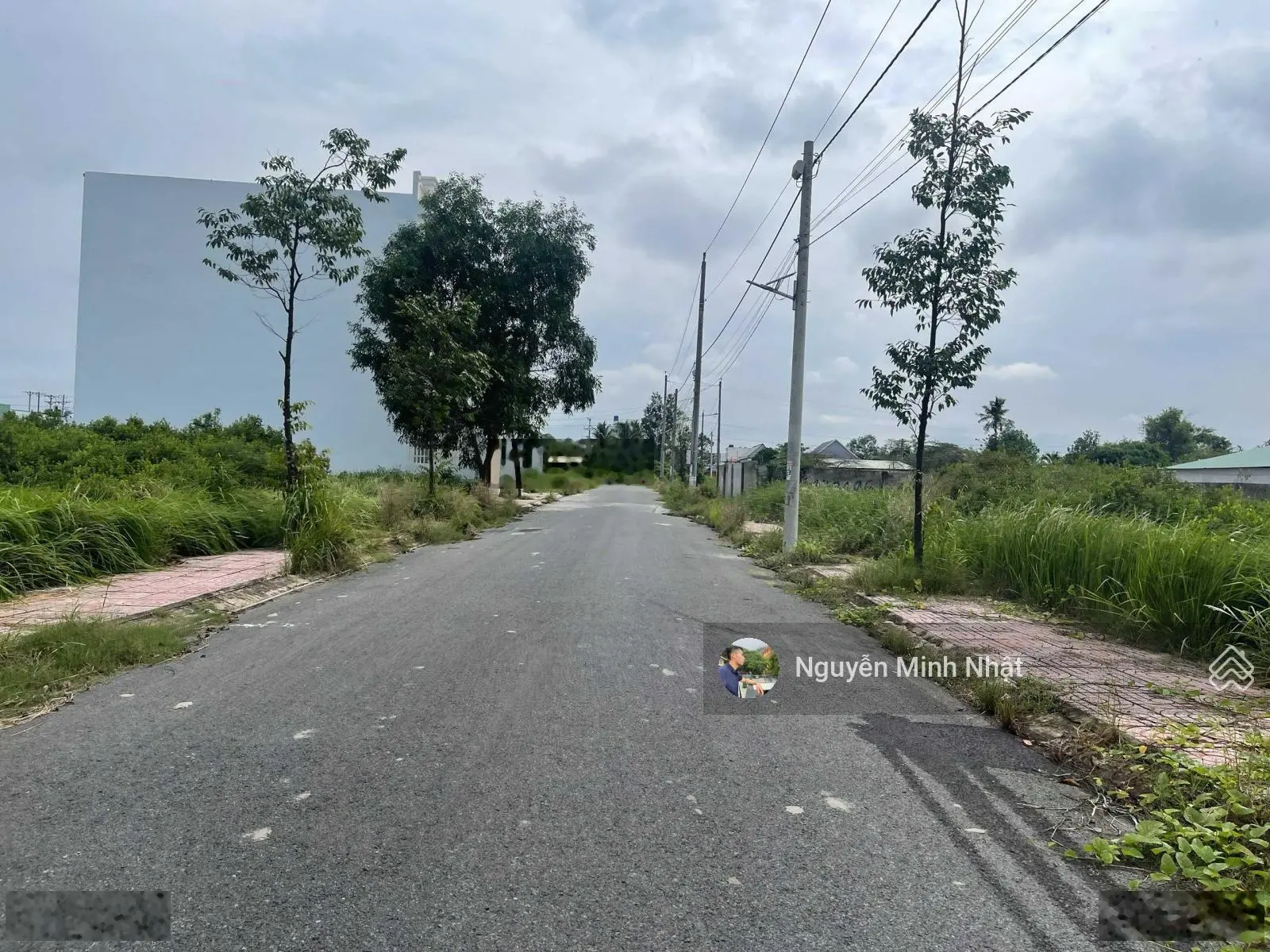 Bán nhanh đất MT đường Nguyễn Bình, Nhơn Đức, Nhà Bè, gần Công An, diện tích: 105m2