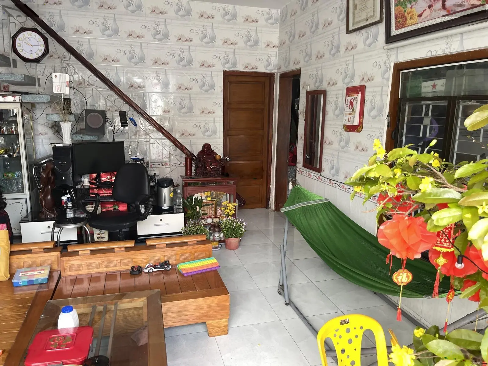 Cần bán gấp nhà mặt tiền kinh doanh, cạnh bến xe , cách biển 3 phút
