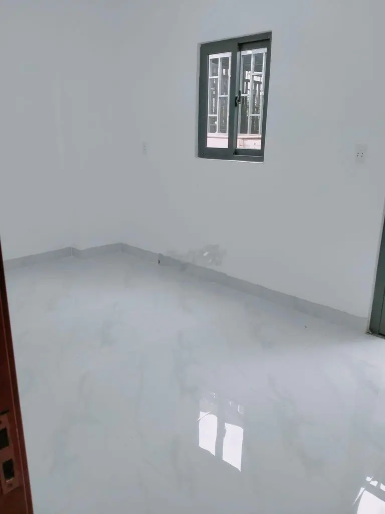 bán nhà sổ riêng mới xây đường ô tô phường Bửu Hoà