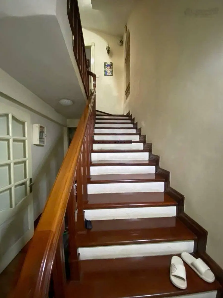 Mặt phố Trích Sài - lô góc 3 mặt thoáng 5 tầng thang máy view trọn Hồ Tây 64 tỷ 64m2 MT 6m