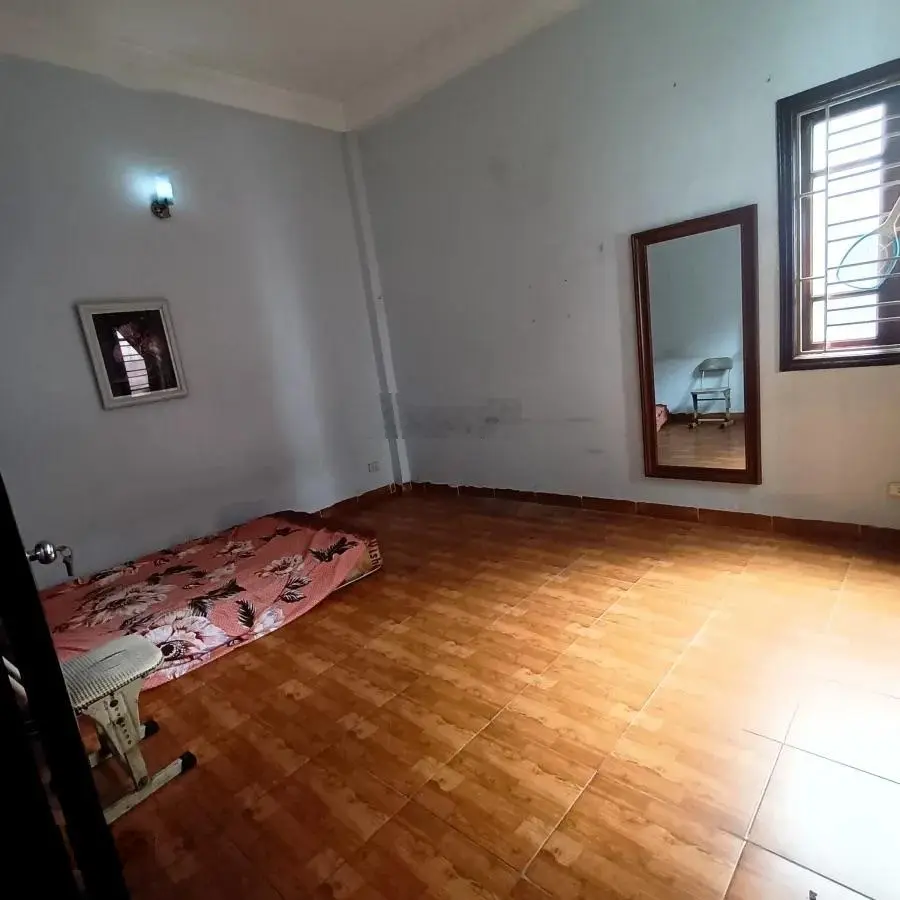 Bán nhà XÃ ĐÀN-ĐỐNG ĐA-HÀ NỘI. DT: 52m2 x 4 Tầng - MT: 4m / Giá: 7.5 Tỷ