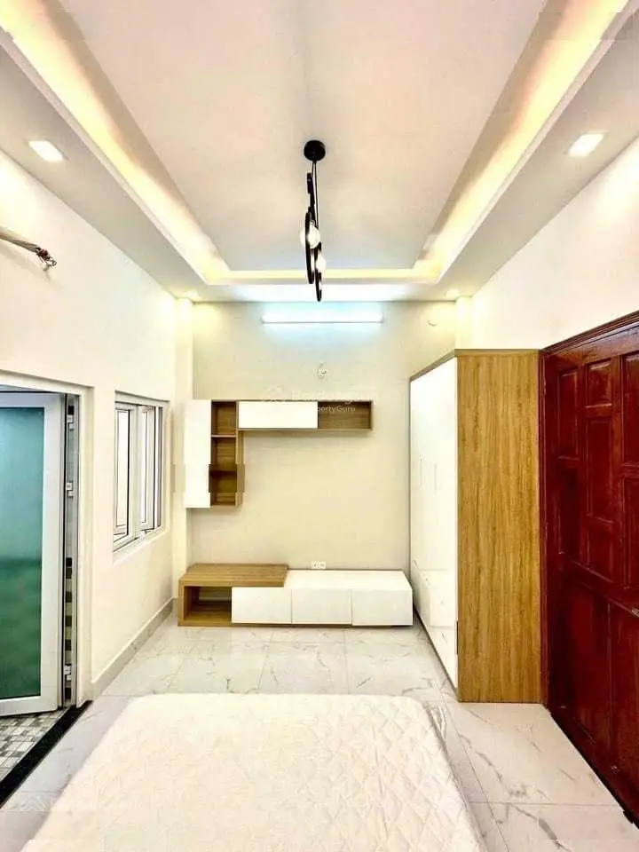 Chủ kẹt vốn cần bán gấp căn nhà HXH Trần Kế Xương Phú Nhuận. Giá 4tỷ8, DT 45,9m2